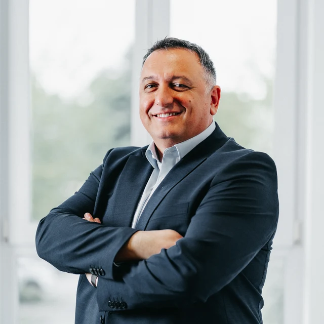 Nikola Sipura, Sipura Immobilien