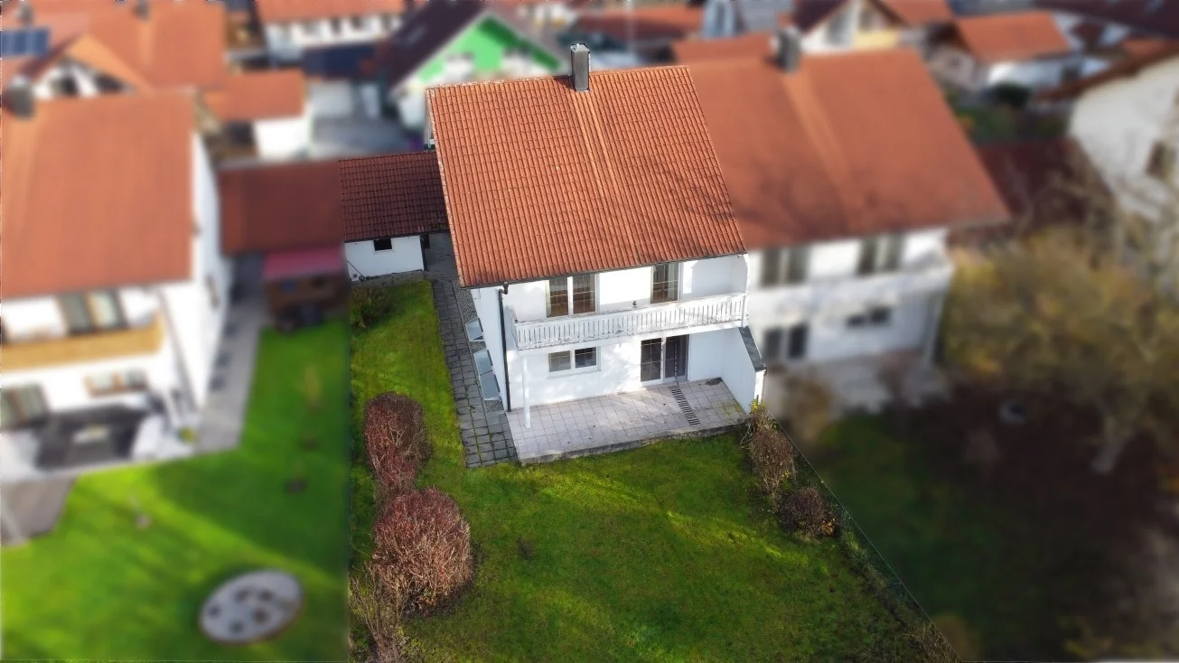 Südansicht der verkauften Doppelhaushälfte in Tann